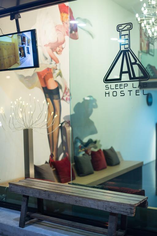 Sleeplab Hostel Bangkok Exterior photo